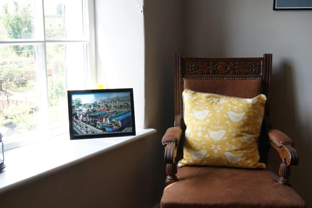 Top Floor At Cantref House Brecon Ngoại thất bức ảnh